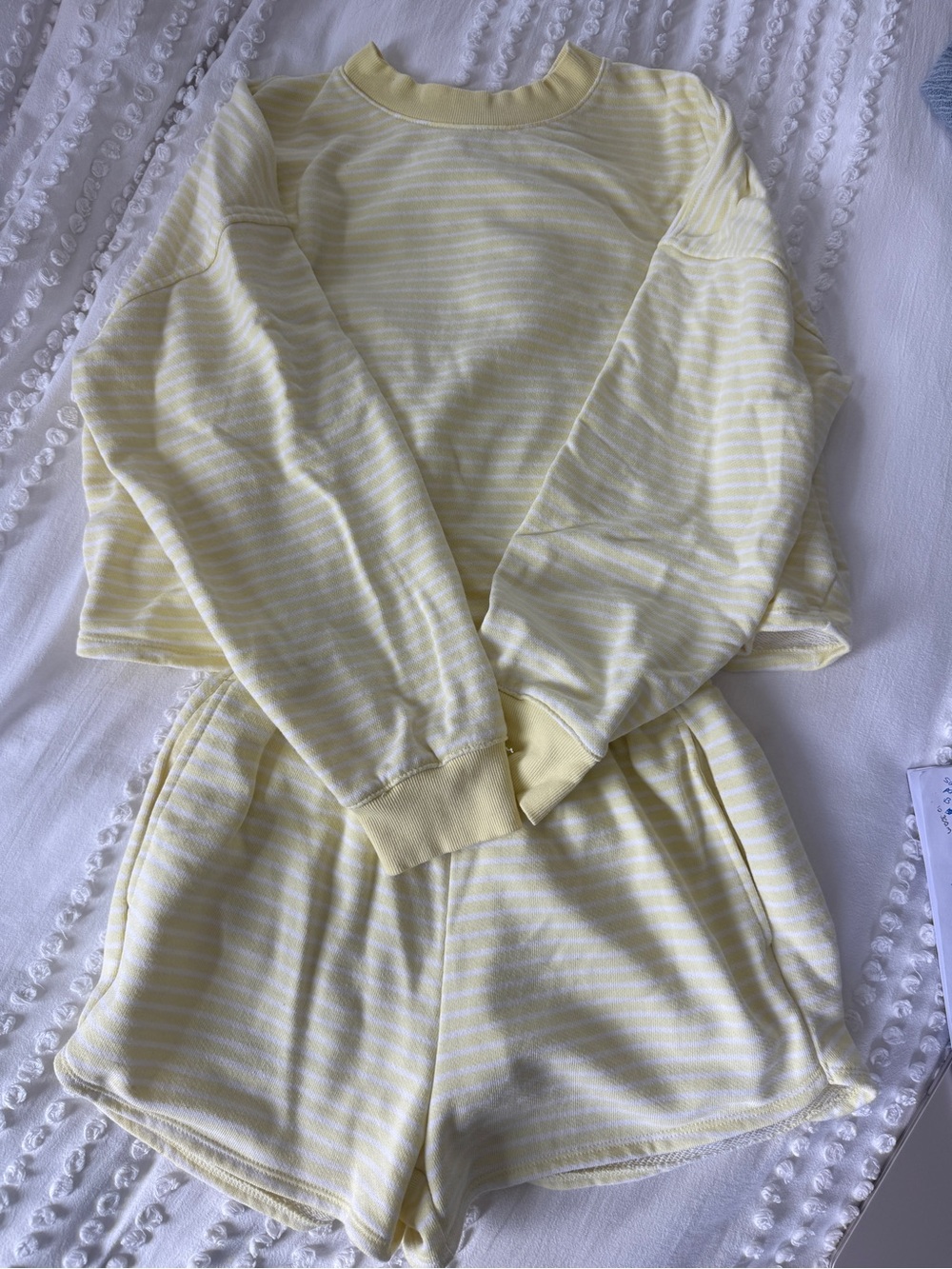 Wild Fable/Target French Terry Sweatshirt & Shorts SET, Lemon Yellow, Small